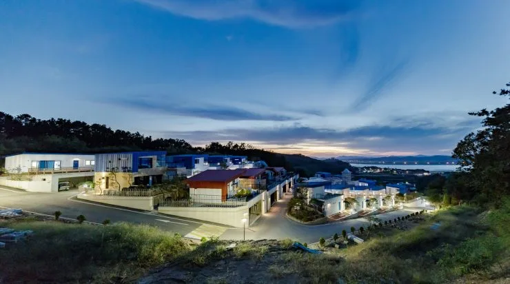 ad-1-scaled.jpg?fit740%2C412ssl1