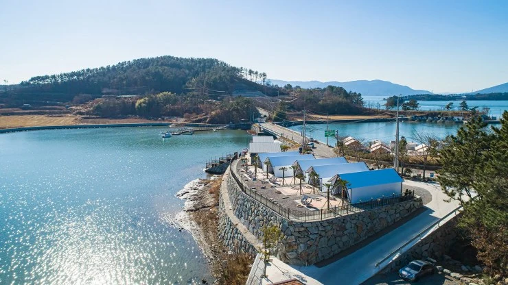 b-7.jpg?resize740%2C416amp;ssl1