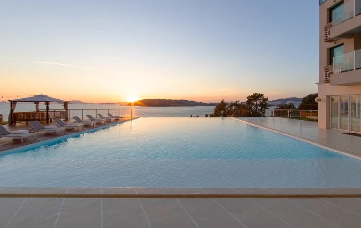 9-17.jpg?w=740&ssl=1