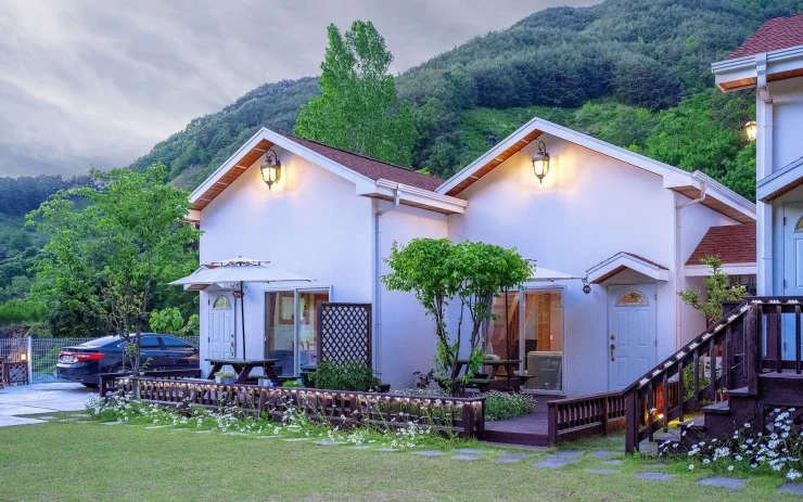 a-exxx.jpg?fit740%2C463ssl1