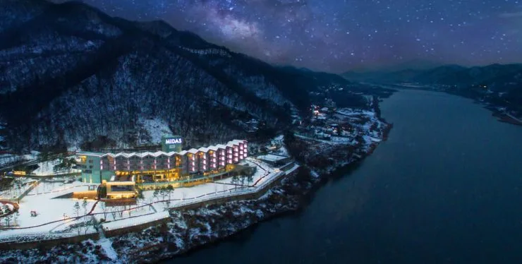 m-1-1024x518.jpg?resize740%2C374ssl1