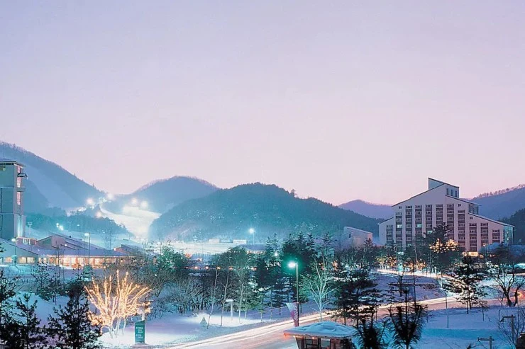 y-exx.webp?resize740%2C493ssl1