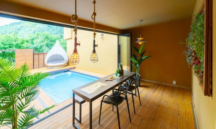 2-10-1024x614.jpg?resize740%2C444amp;ssl1