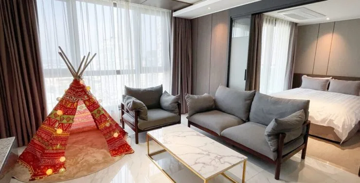 suitefamily_01-1024x521.jpeg?resize740%2C377amp;ssl1