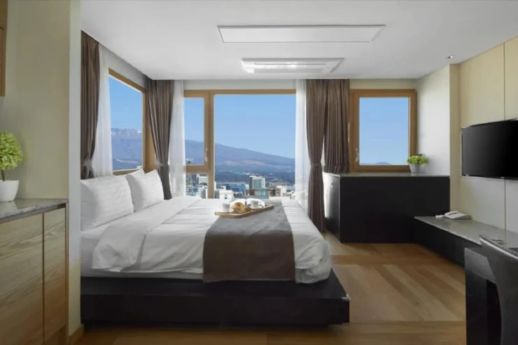 2-13.jpg?resize=740%2C493&amp;ssl=1