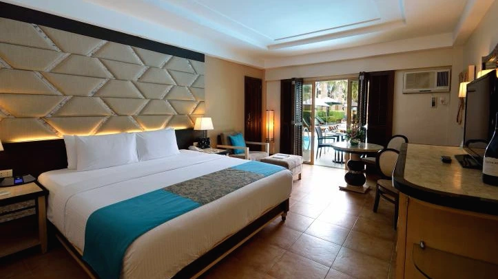 premier-room.jpg?w=723&amp;h=452