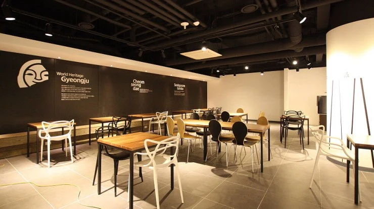 m-book.jpg?resize740%2C415amp;ssl1