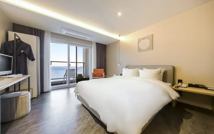 c-6-1024x640.jpg?resize740%2C463amp;ssl1