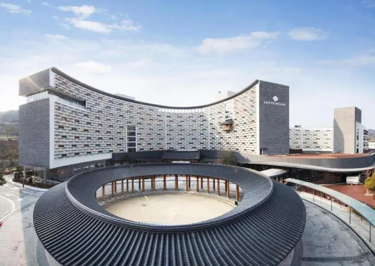 l-ex.jpg?w=740&amp;ssl=1