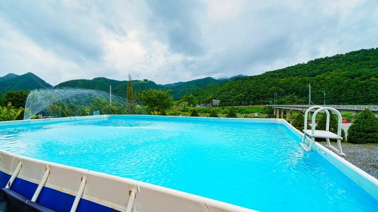 soback-pool.jpg?resize=740%2C416&ssl=1