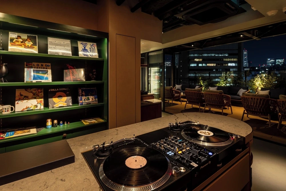 3_&히어 신주쿠 (1).jpeg