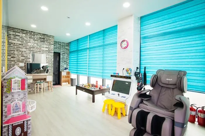 2-3.jpg?resize700%2C466amp;ssl1