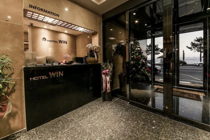 w-lob.jpg?resize740%2C494amp;ssl1