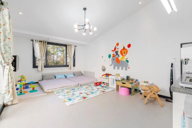 kids-main.jpg?w=740&ssl=1