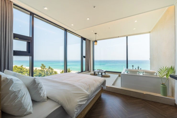 rising4.jpg?fit=740%2C494&ssl=1