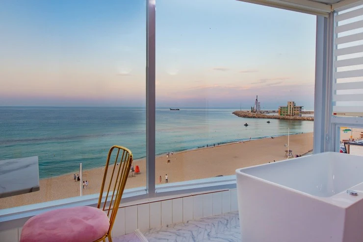 your-in2.jpg?fit=740%2C494&ssl=1