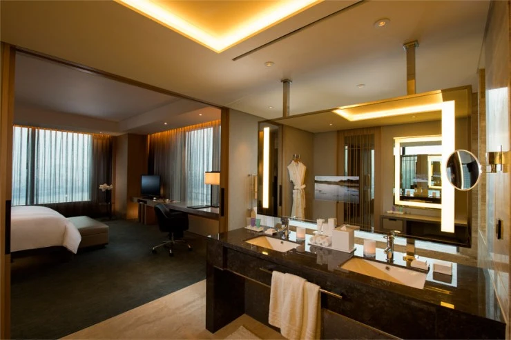 acc_executive_suite02_big.jpeg?resize740%2C493amp;ssl1