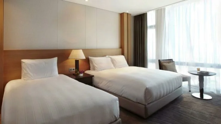 5158-151008-2000-acc-ltcj.jpg.thumb_.1920.1920-1024x576.jpg?resize740%2C416amp;ssl1