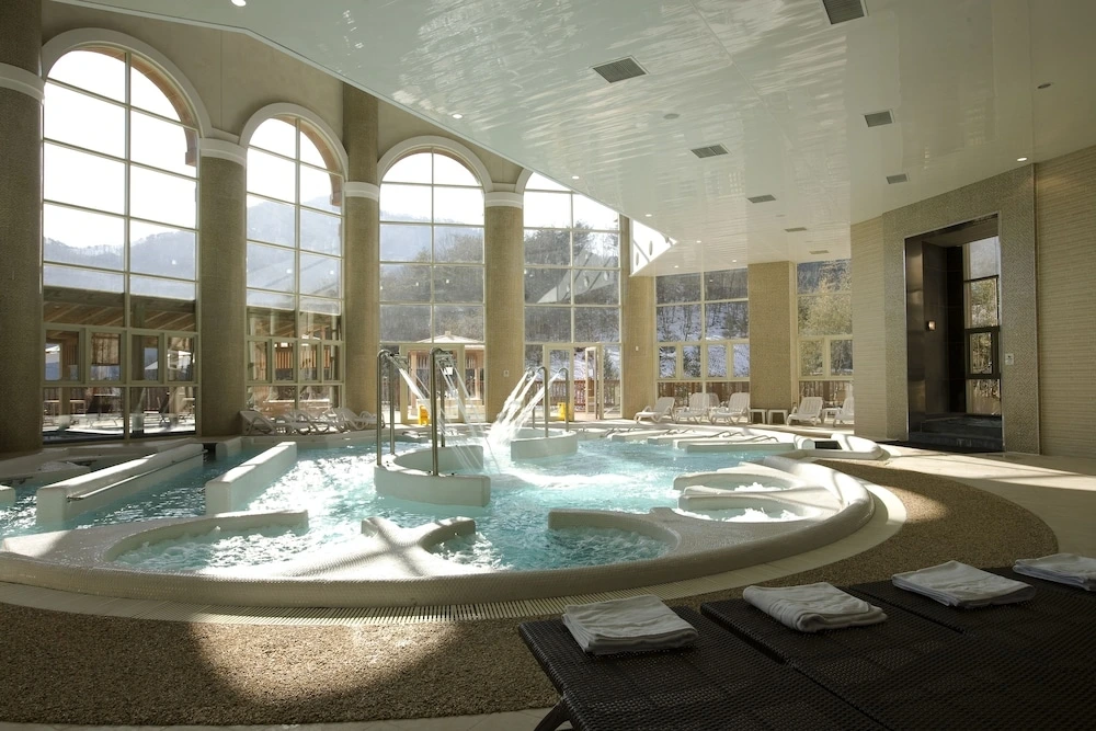 2_STX 리조트 (1).jpeg