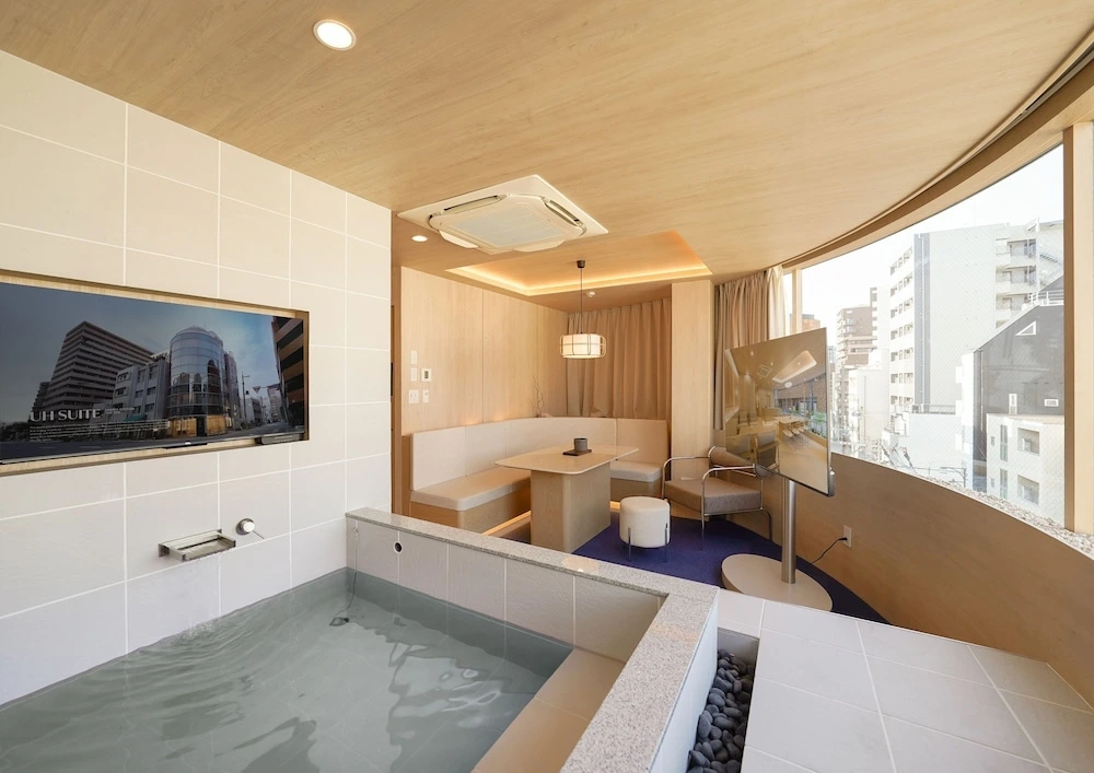 1_UH 스위트 난바 스테이션 더 스파 (2).jpeg