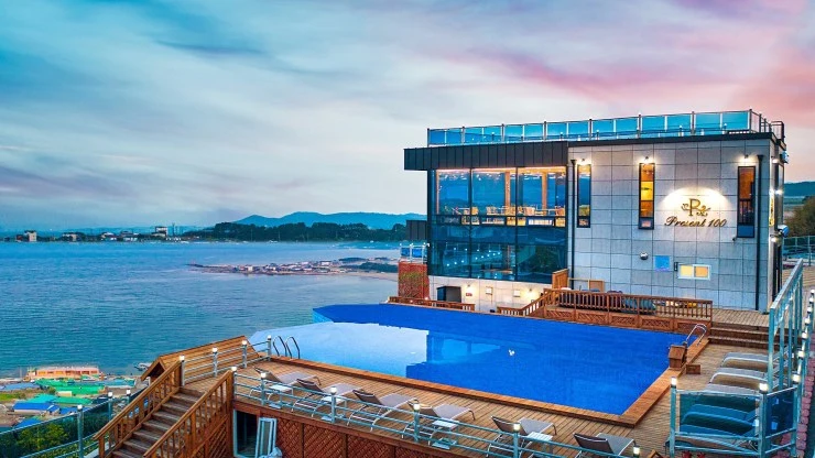 d-17.jpg?resize740%2C416ssl1