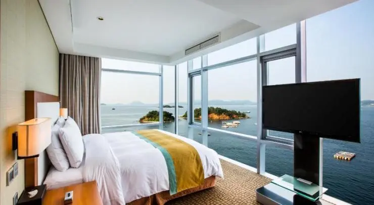 suite.jpg?resize=740%2C405&amp;ssl=1