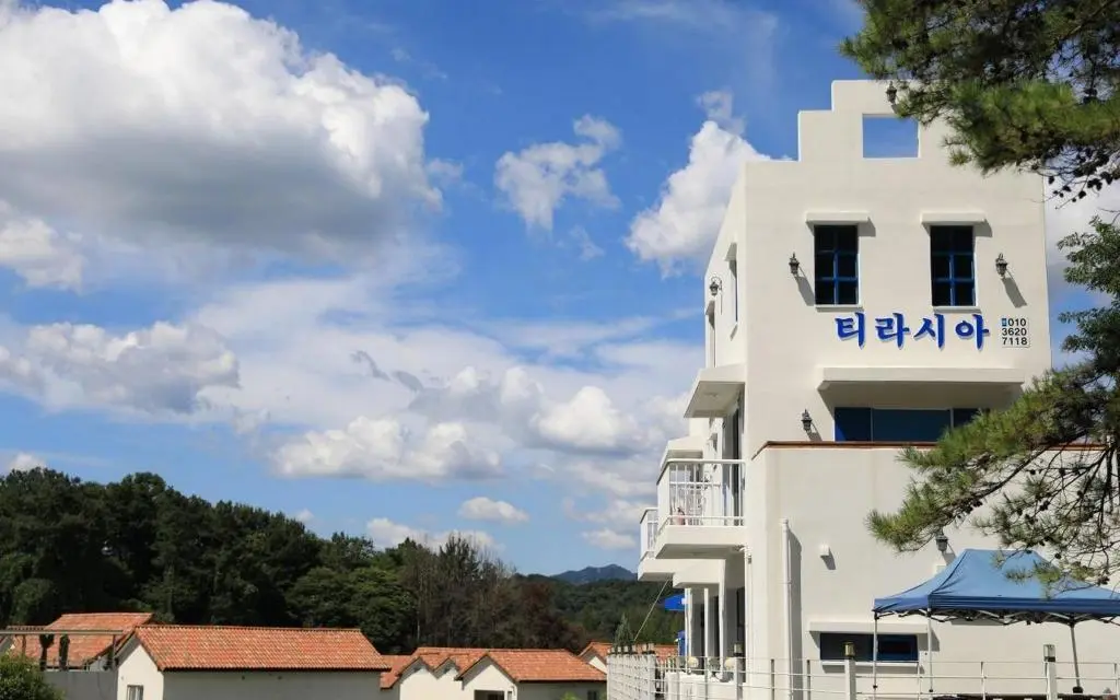 eda52deca65f7e133f6e23e0403ec705.jpg?ce=2&s=1024x768