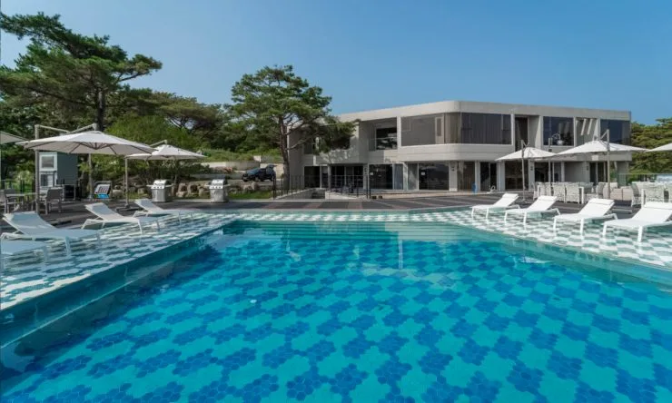 h-pool2-1024x614.jpg?resize740%2C444amp;ssl1