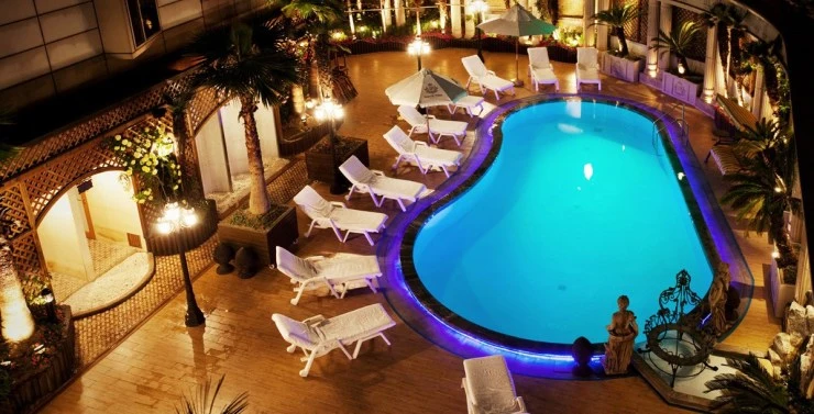 b-15.jpg?resize740%2C377amp;ssl1