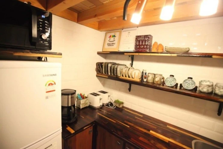 hanok-4.jpg?w740ssl1