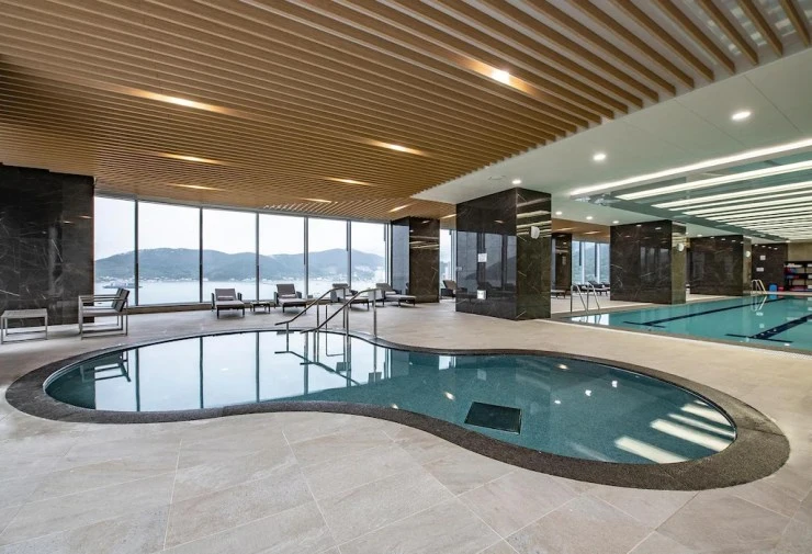 r-pool2.jpg?resize740%2C505amp;ssl1