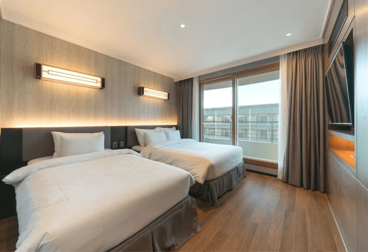 b-25.png?w740amp;ssl1