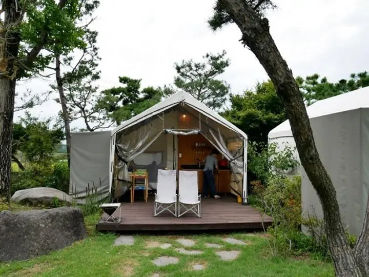 j-3.jpg?w740amp;ssl1