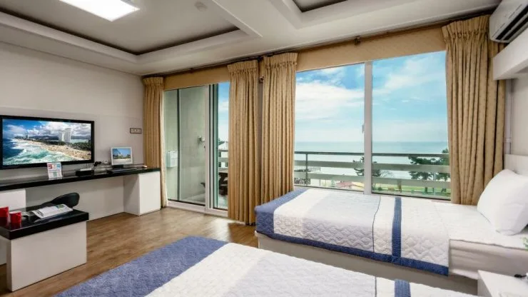 ad-1-1024x576.jpg?resize740%2C416amp;ssl1