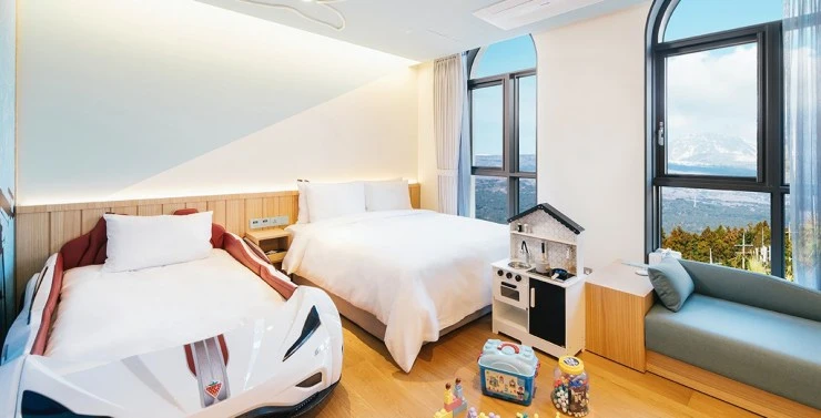 kids-main.jpg?resize=740%2C377&ssl=1