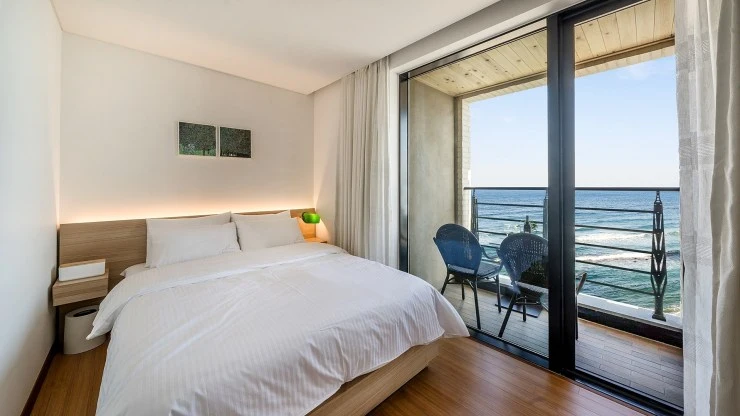 b-10.jpg?resize740%2C416amp;ssl1