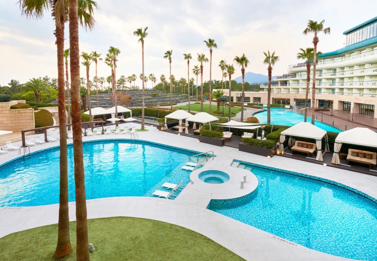 fc.png?resize740%2C512amp;ssl1