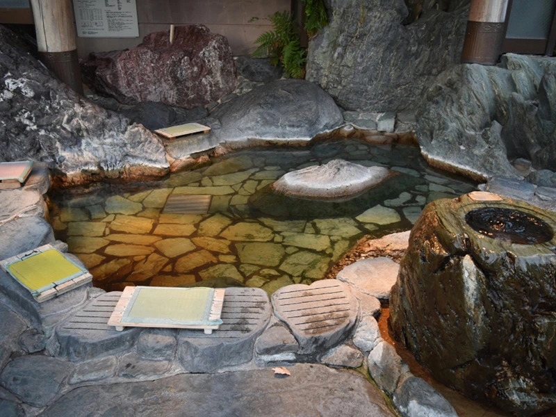 09 우레시노 온천마을.jpeg