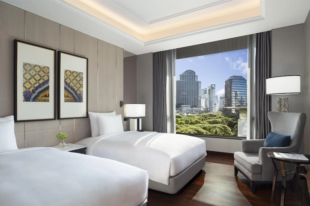 룸피니공원근처방콕호텔_신돈 템핀스키 호텔 방콕_9.JPG