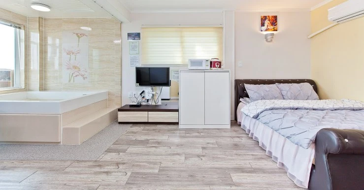 b-3.jpg?fit=740%2C385&ssl=1