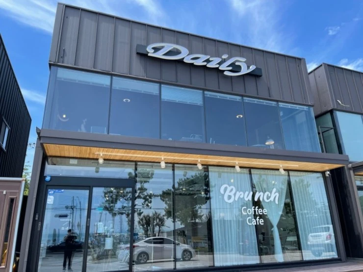 ad-1.jpg?resize740%2C555amp;ssl1