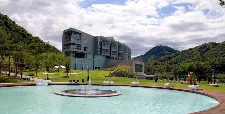 g-2.jpg?fit740%2C377ssl1