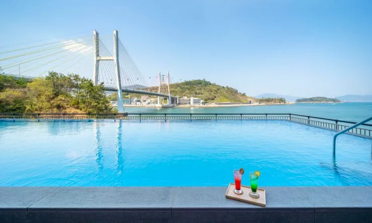 h-pool2-1024x614.jpg?resize740%2C444amp;ssl1