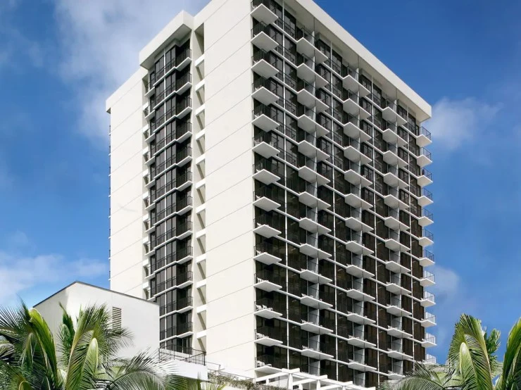 h.webp?resize740%2C554