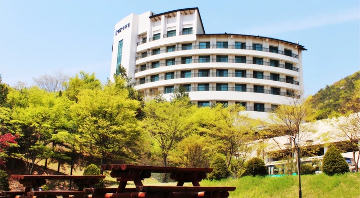 hill_cookroom1.jpg?resize700%2C385amp;ssl1