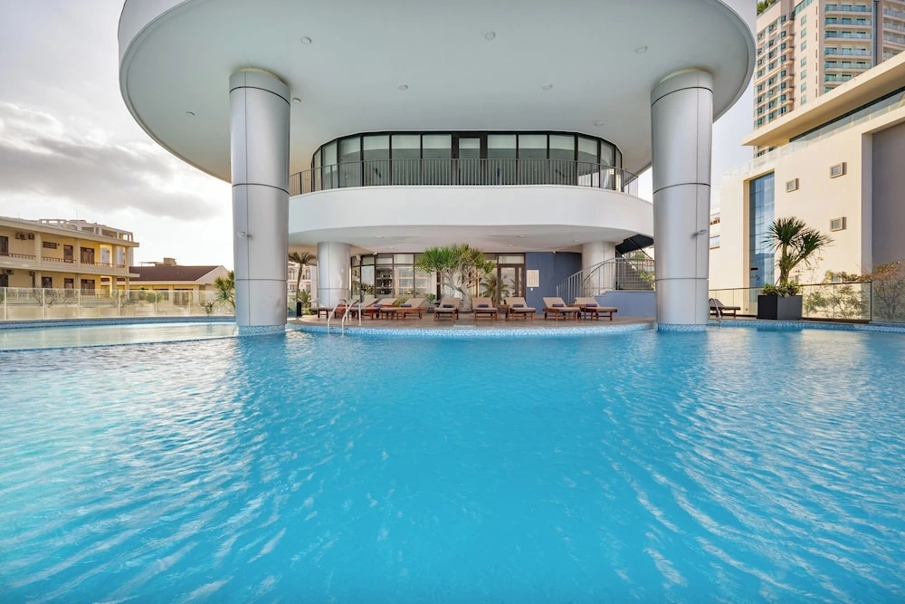 0다낭호텔메인2 (1).jpeg