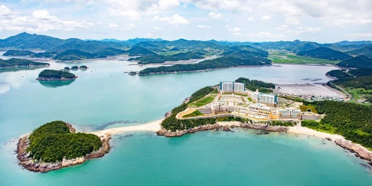 ae-1.jpg?resize=740%2C370&ssl=1