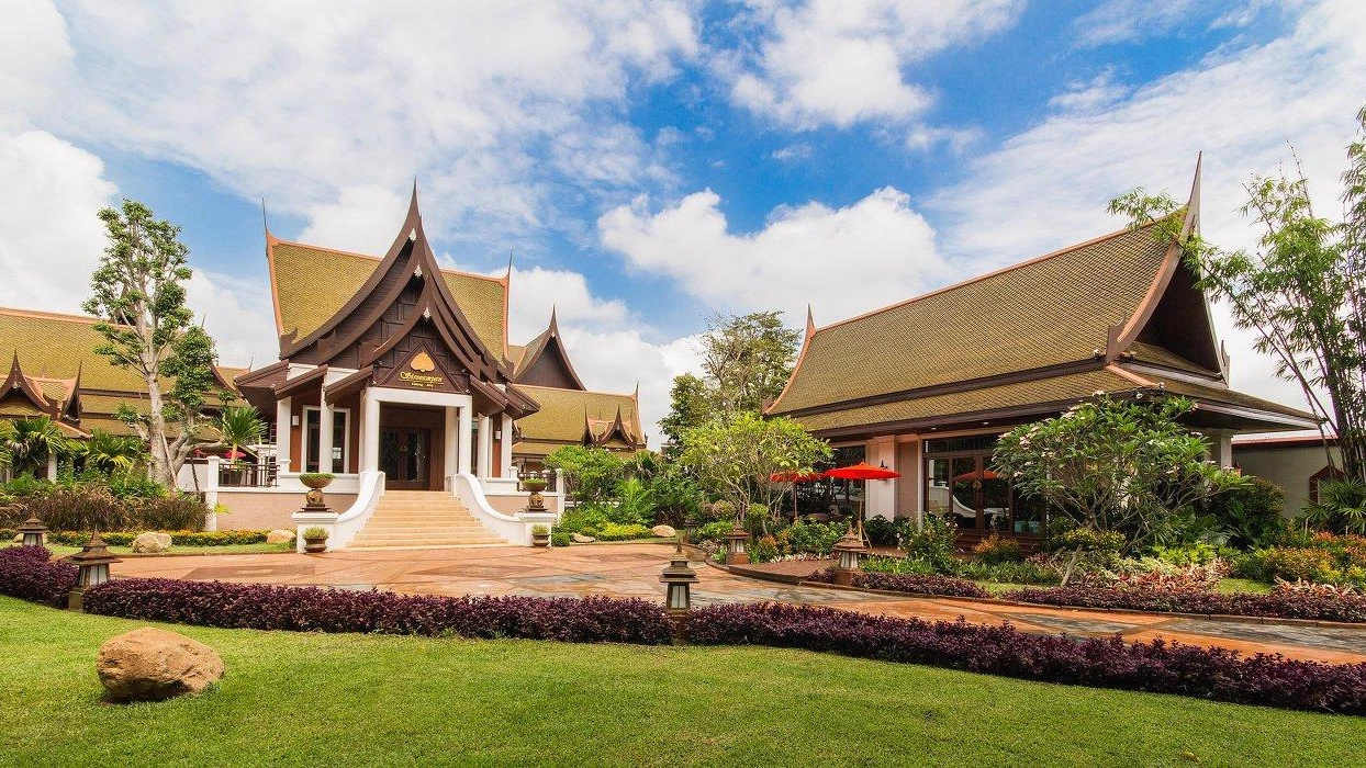 leonardo-2009237-Exterior_Day_IMG_2087_S-image.jpg?crop=true&amp;height=350&amp;width=1022