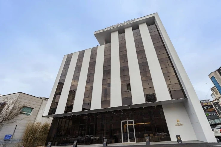 n-ex.jpg?w740amp;ssl1