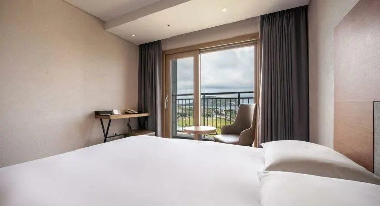 seongsan-1024x555.jpg?resize=740%2C401&amp;ssl=1